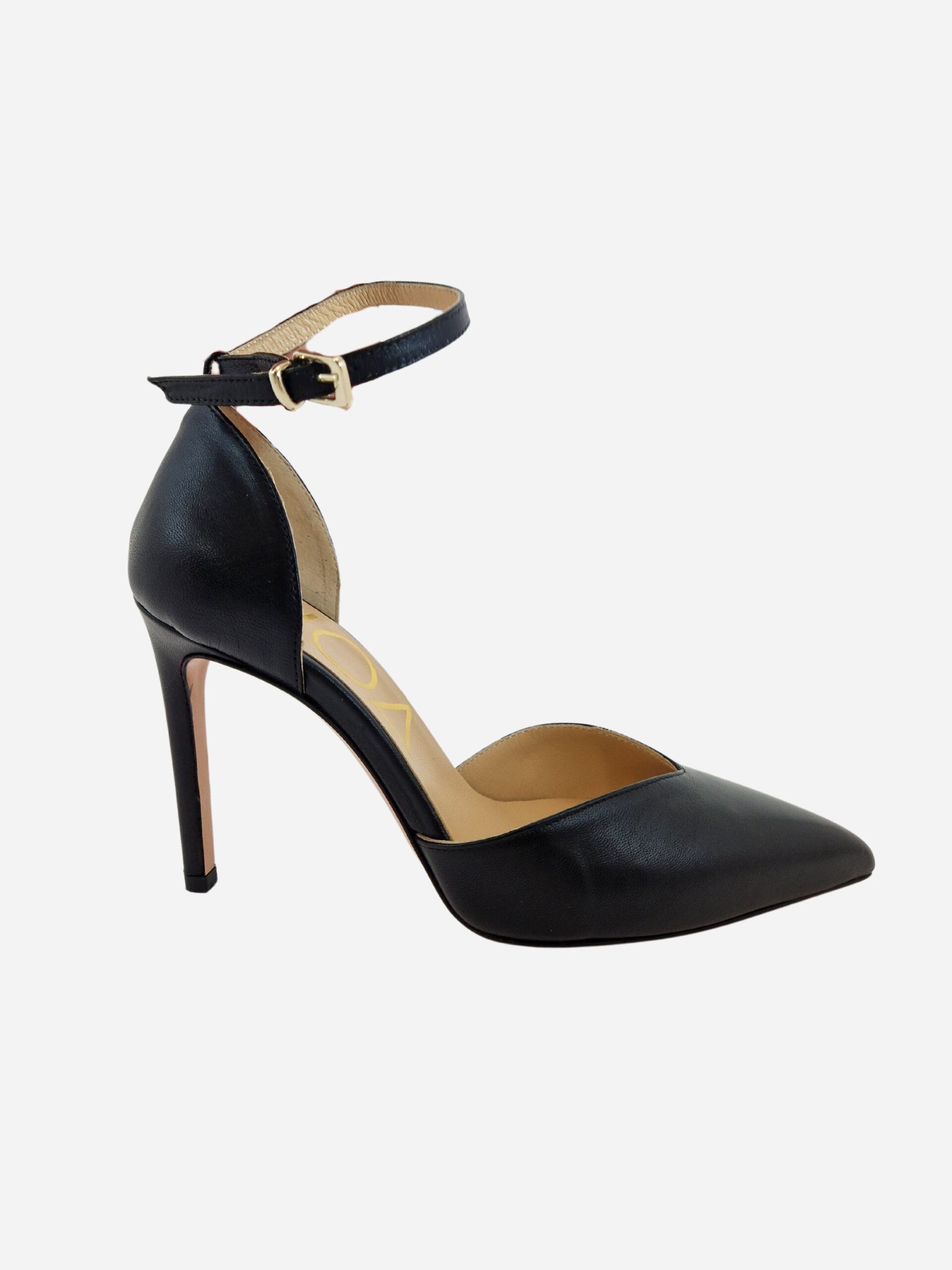 scarpa nera con tacco e cinturino noa